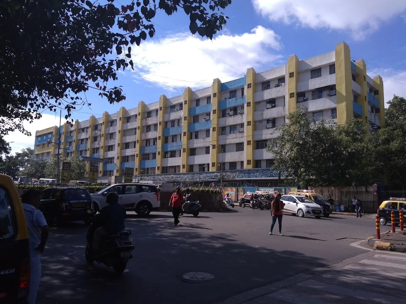  Lokmanya Tilak Municipal Medical College